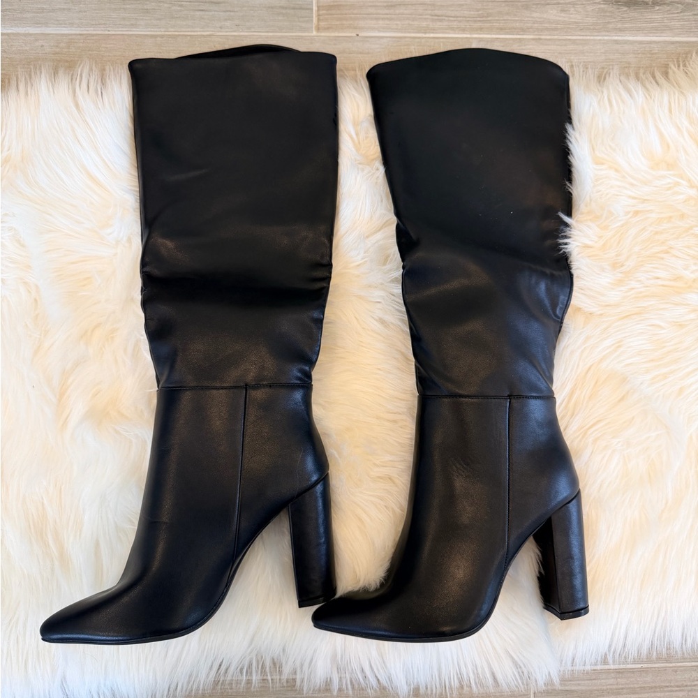 Qupid Black Heeled Knee-High Boots